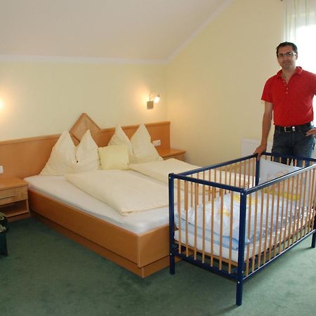 Gaestehaus Groeblacher Köstenberg Екстериор снимка