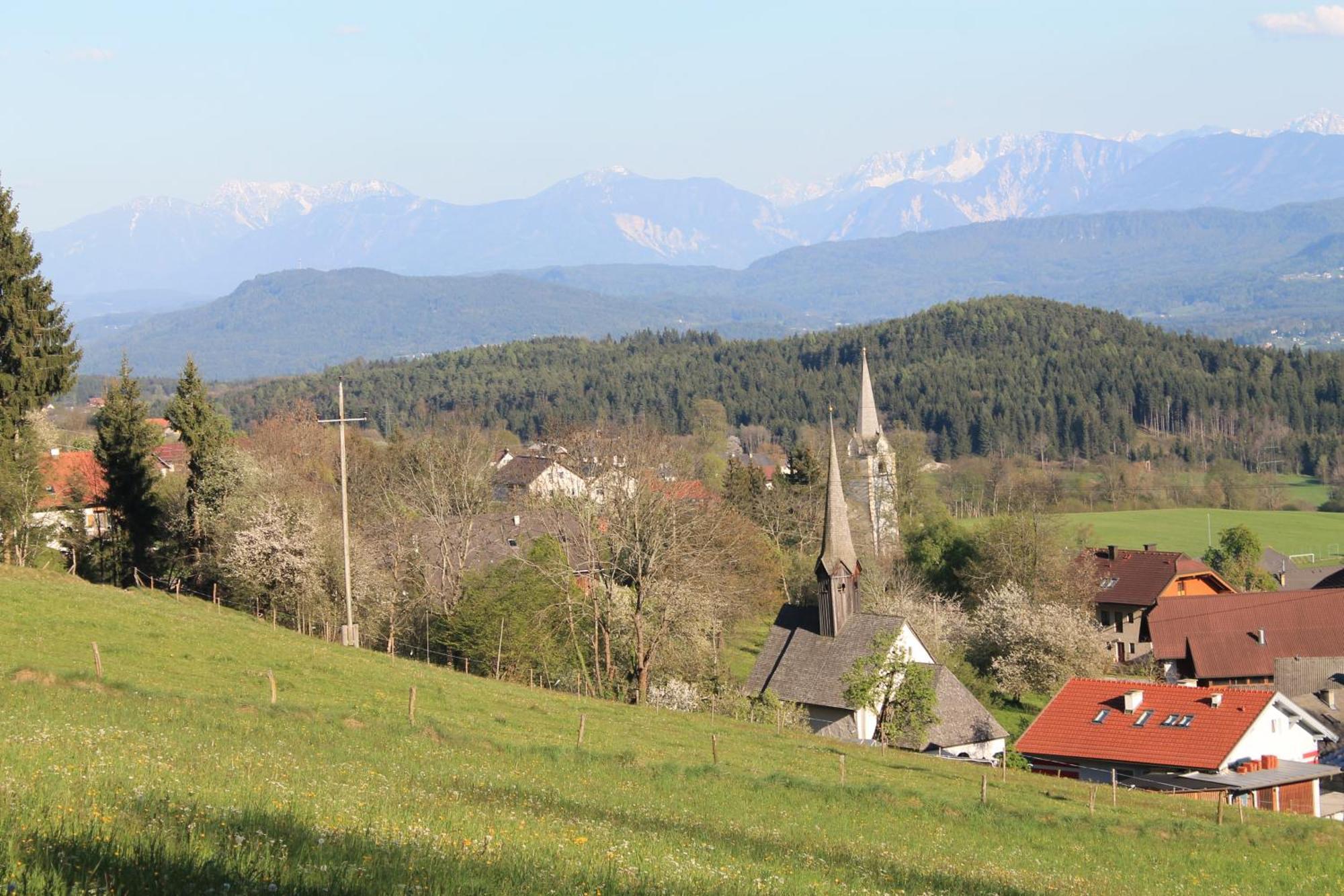 Gaestehaus Groeblacher Köstenberg Екстериор снимка
