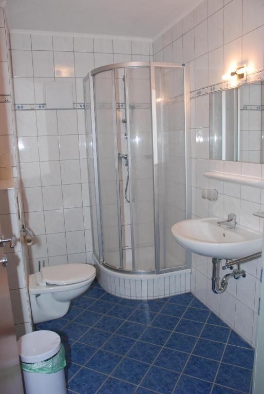 Gaestehaus Groeblacher Köstenberg Стая снимка